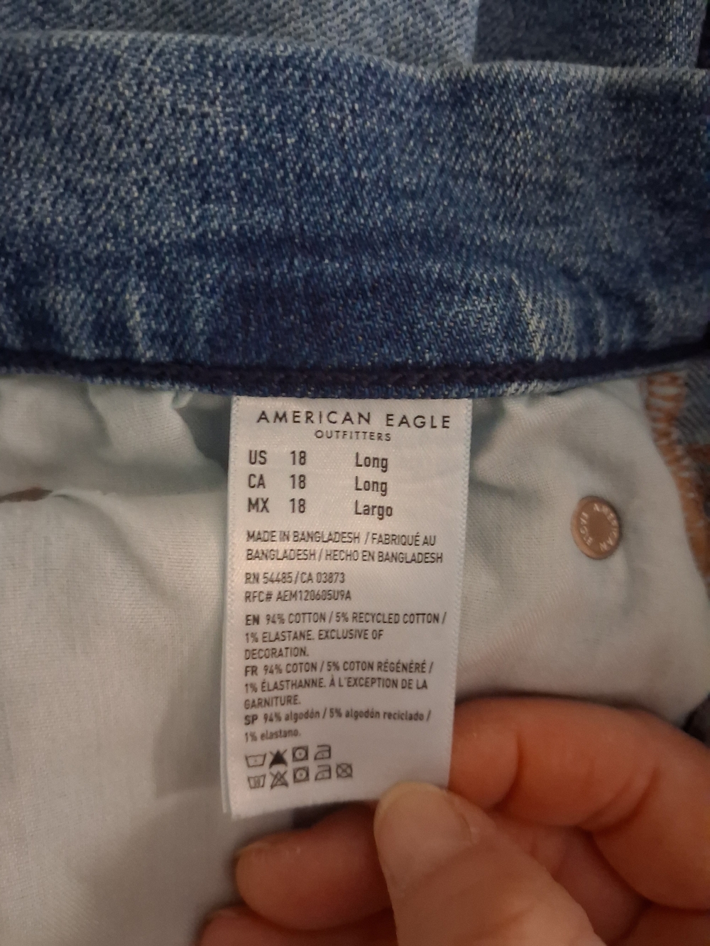 American Eagle Outfitters Light Blue Stretch Denim Jeans